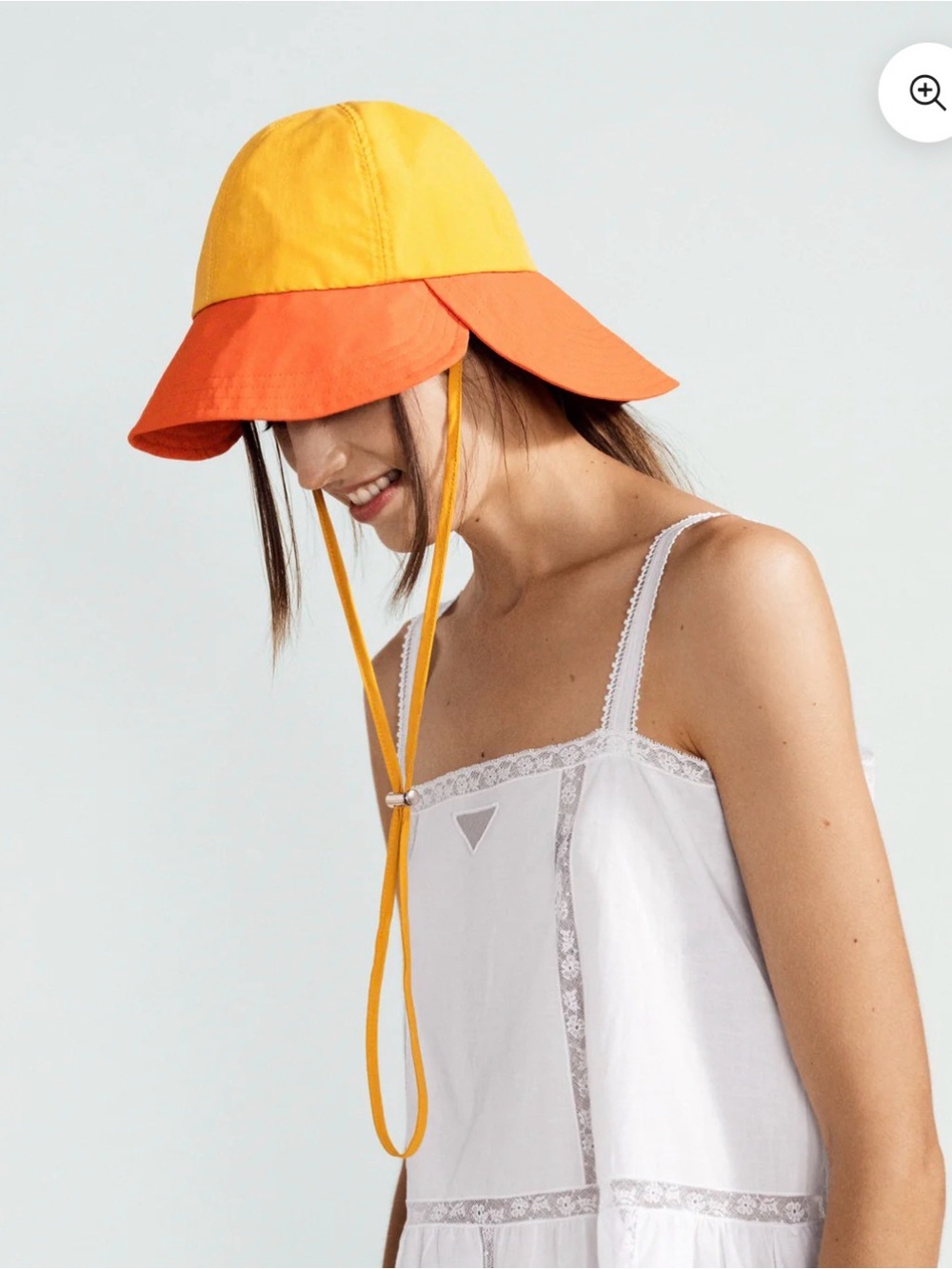 NWT Hansel from Basel Colorblock Tulip Bucket Hat